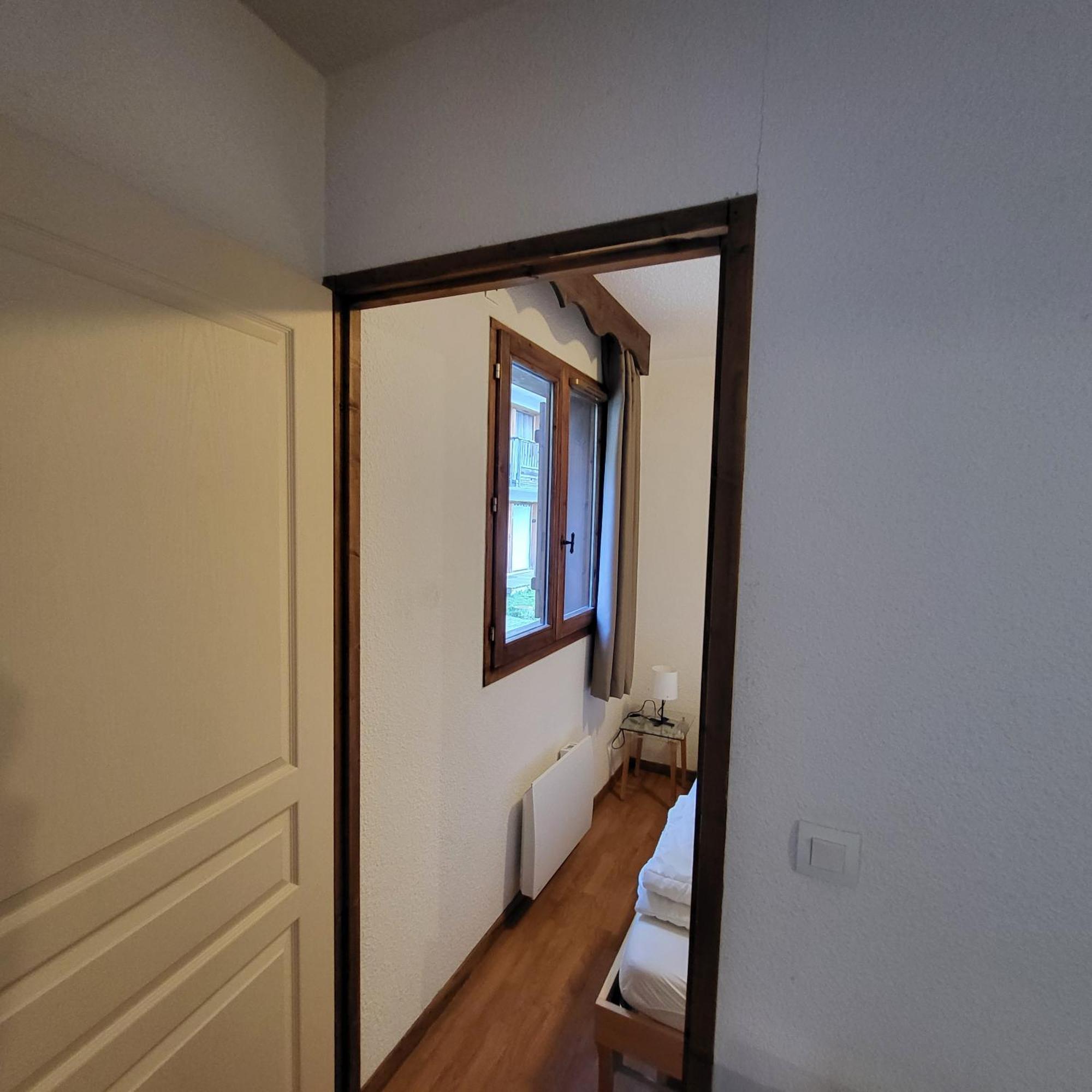 Appartements 3 Vallees, Piscine Et Sauna Orelle Rum bild